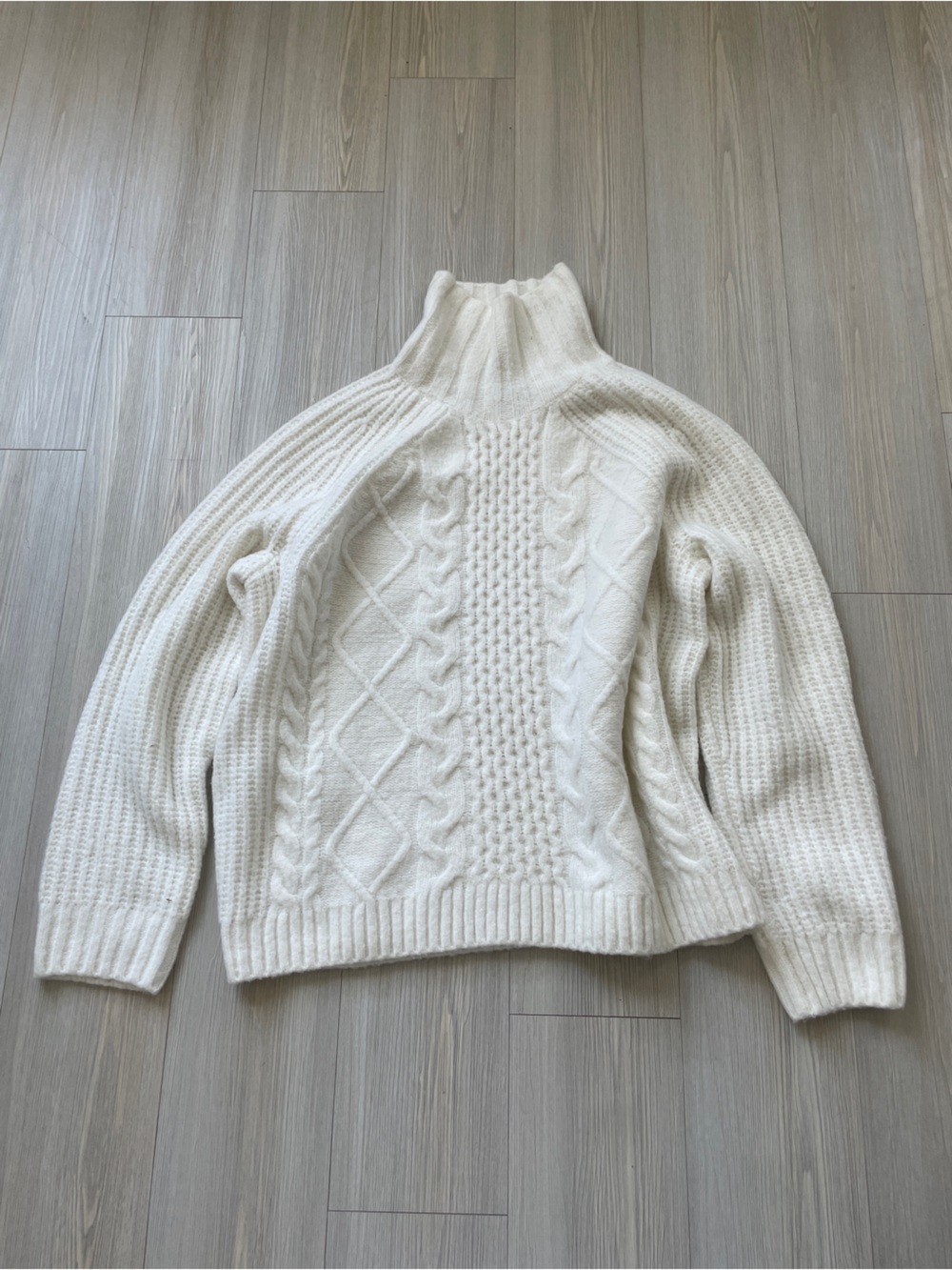 Nordstrom Cream Wool Blend Fisherman Cable-Knit Turtleneck Sweater